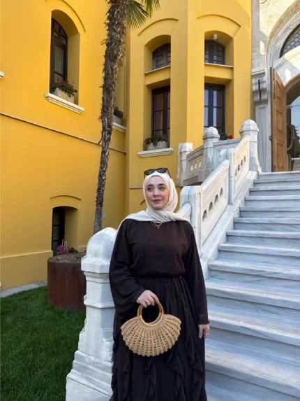 Luzi Fırfırlı Takım
